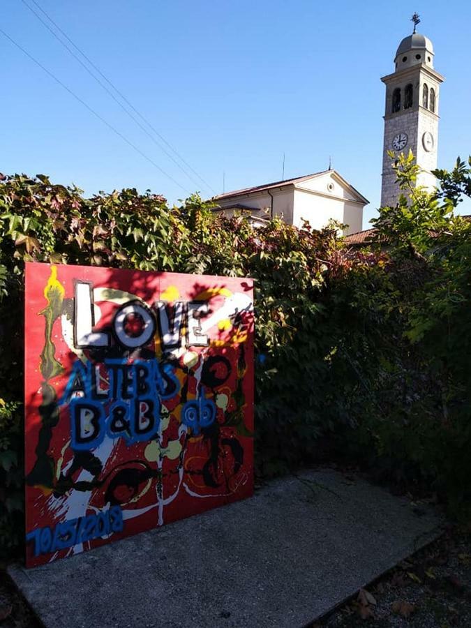مبيت وإفطار Nogaredo di Prato Altebas المظهر الخارجي الصورة